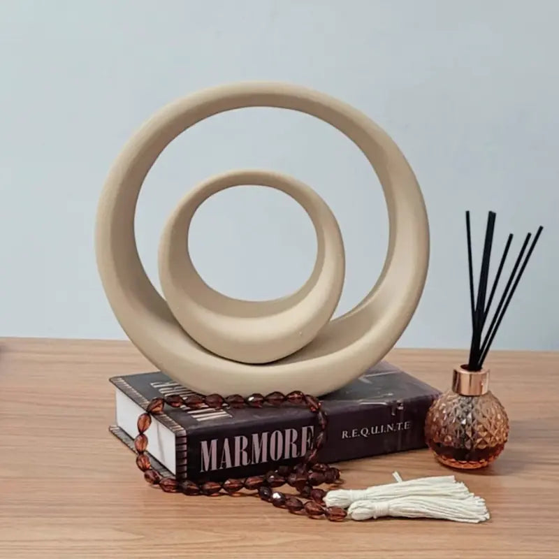 Vasos Decorativos – Kit com 2 Peças de Design Moderno e Aconchegante