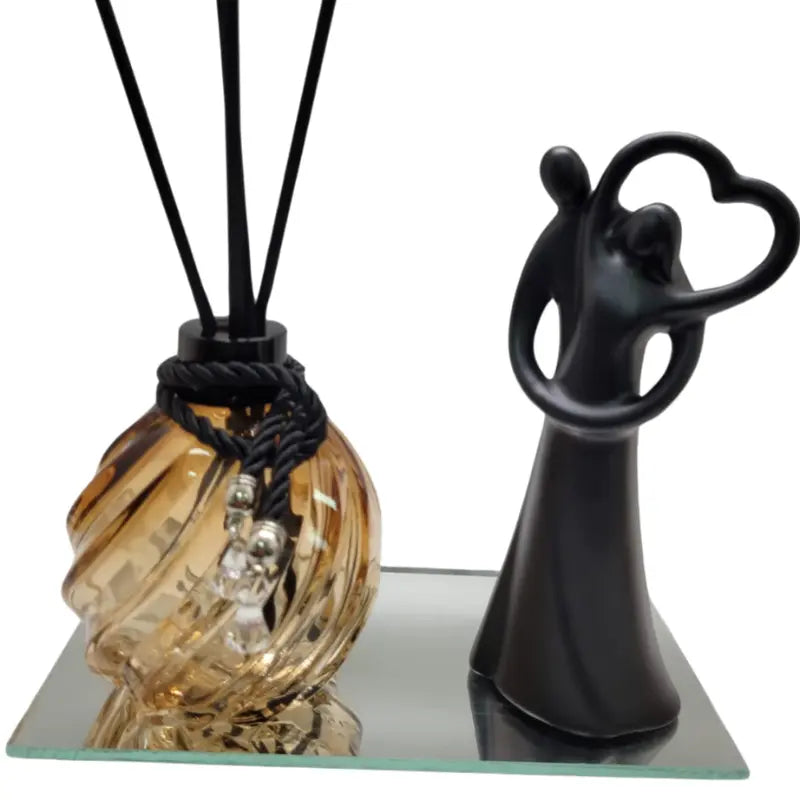 Kit Difusor de Aromas e Estatueta Casal
