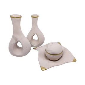 Conjunto com 2 Vasos Decorativos + Bandeja com Esfera – Charme e Estilo para seu Ambiente
