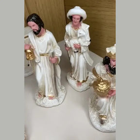 Presépio de Natal Branco com Dourado 15cm
