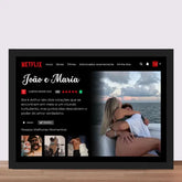 Quadro Casal Namorix Personalizado – Transforme Seu Amor em um Filme Estilo Netflix